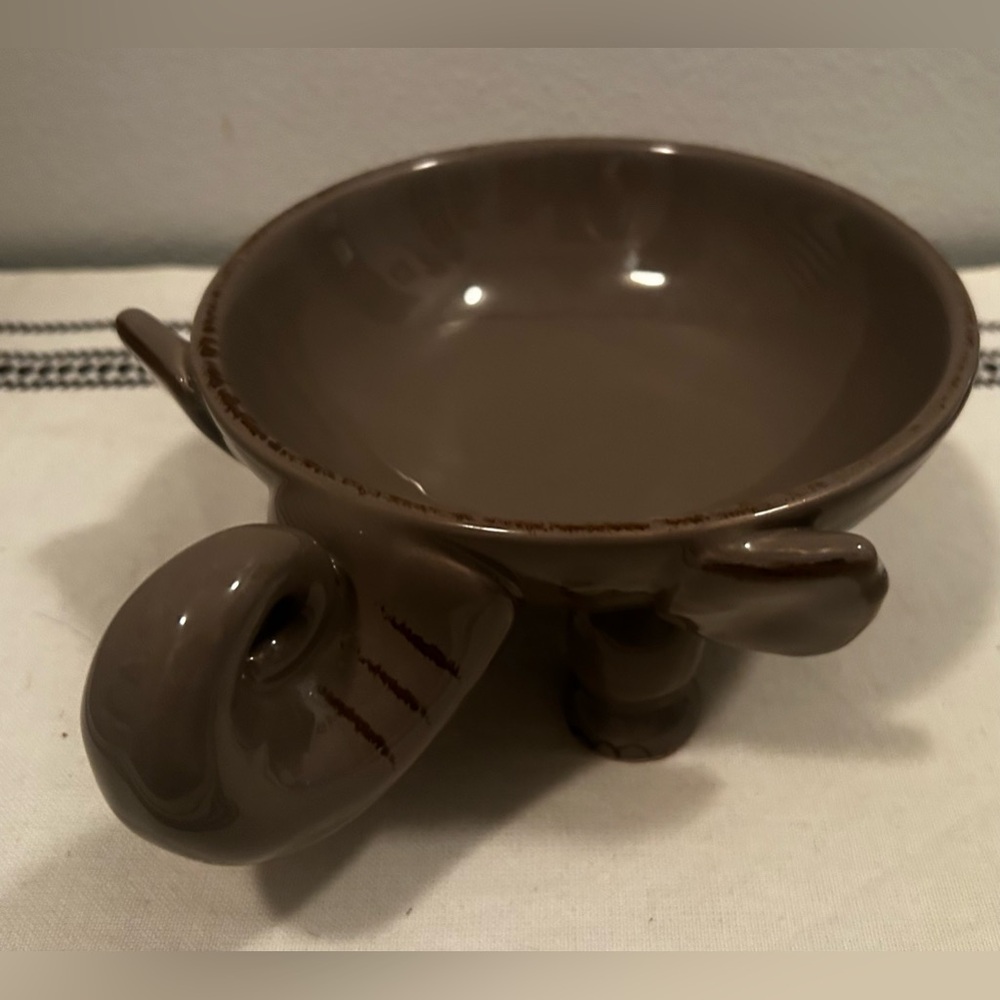 Home Essentials Elephant serving dish/ candle holder - Picture 5 of 14